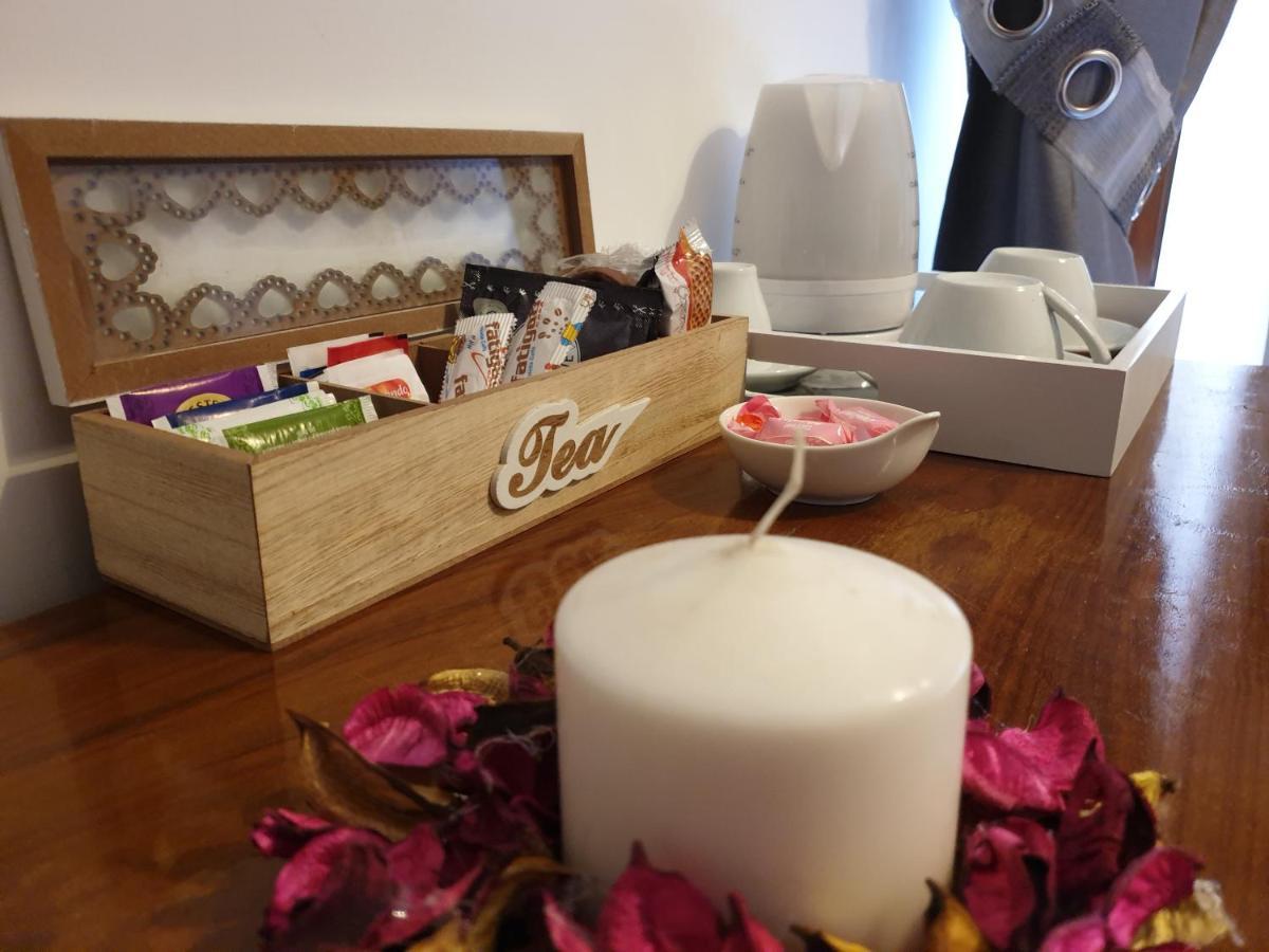 Residenza D'Epoca B&B Celeste Caserta Ngoại thất bức ảnh